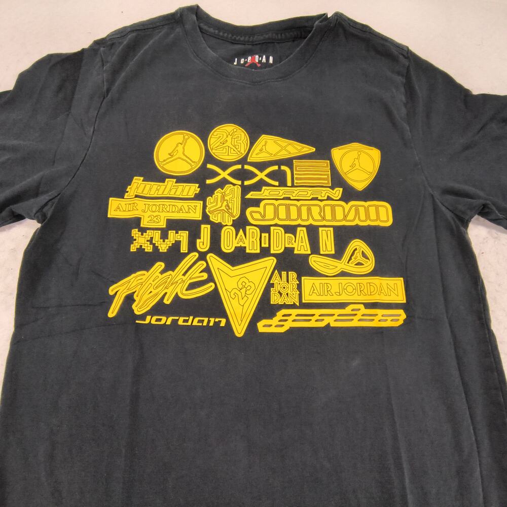 Nike Air Jordan Crew Neck Short Sleeve Graphic Shirt Mens Size S Black Yellow